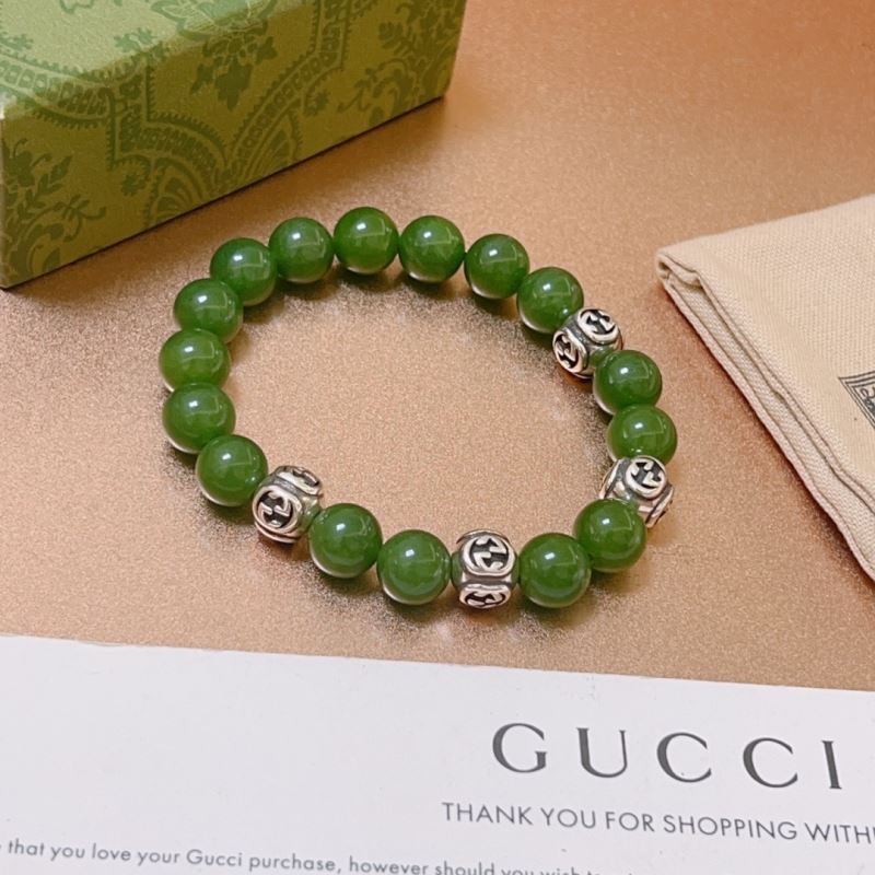 G*u*i bracelets
